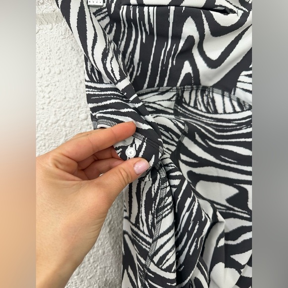 Lululemon Swift Speed High-Rise Tight 28" Leggings Size 4 - Picture 11 of 12